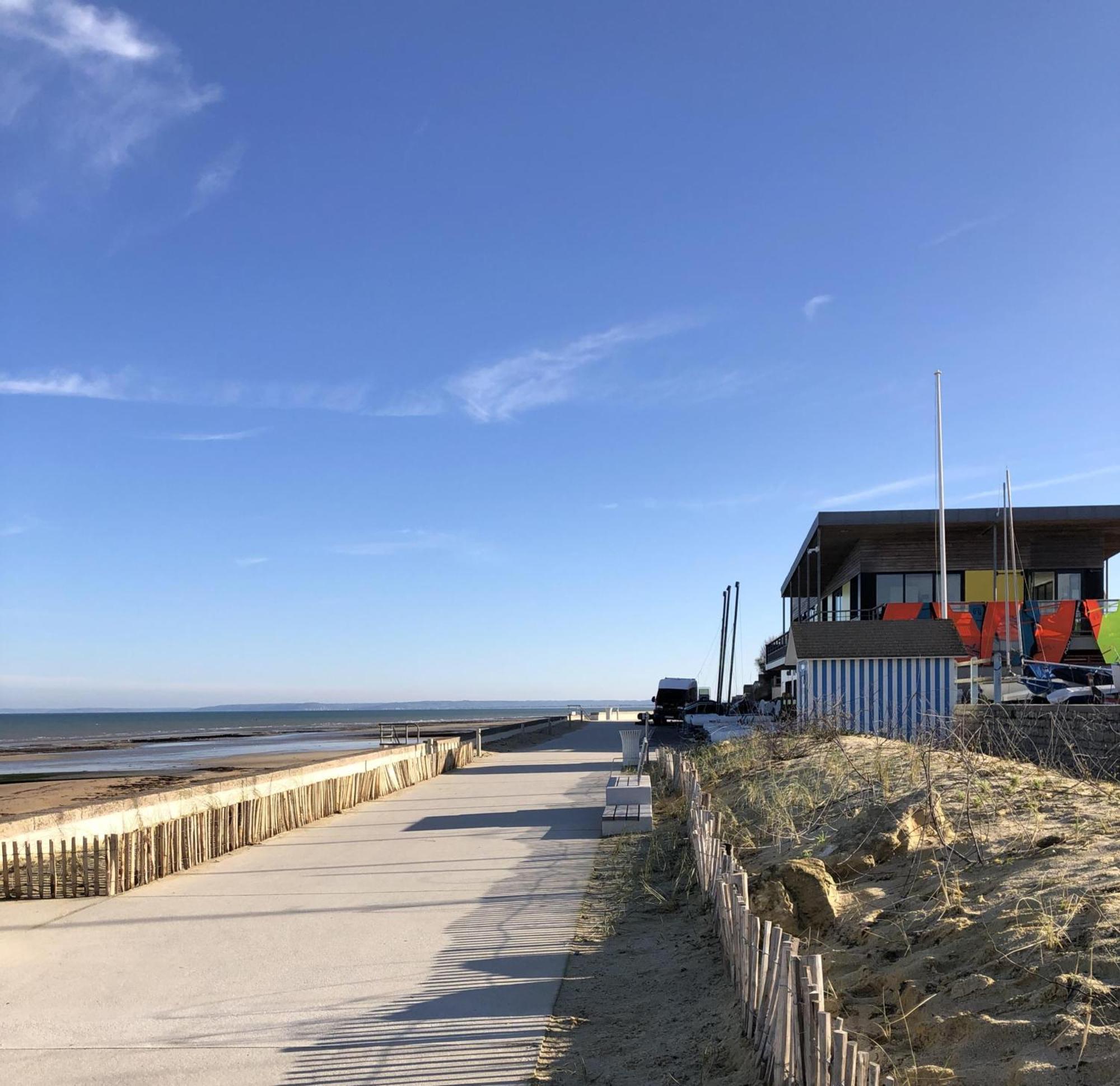 Les Coquillages De Langrune-Sur-Mer Exterior photo